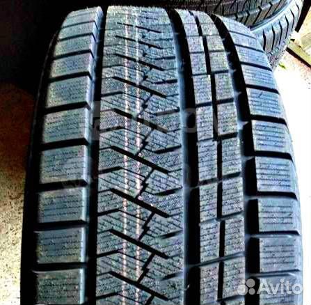 Triangle PL02 225/40 R18 92V