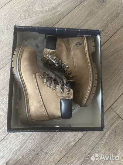 Ботинки женские