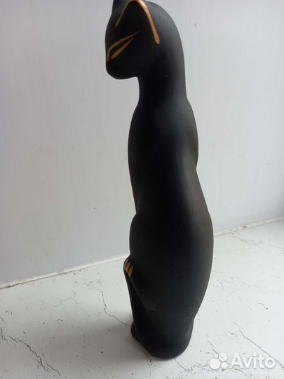 Статуэтка Кошка