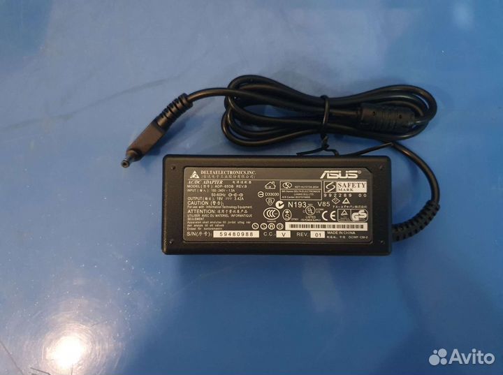 Зарядное устройство asus 19V 3.42A 4.0x1.35 (65W)