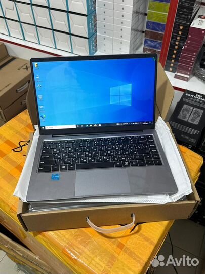 Ноутбук новый