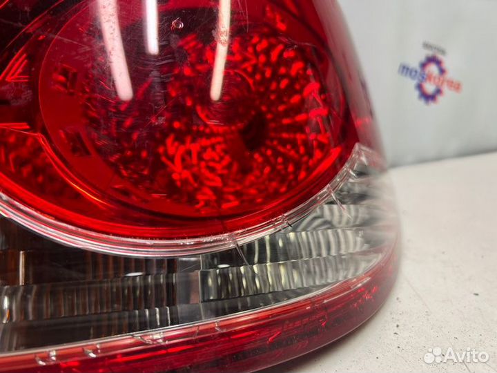 Фонарь задний правый Chevrolet Cruze хэтчбек F16D3