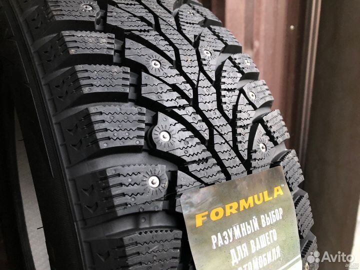 Pirelli Formula Ice 235/55 R18 104T