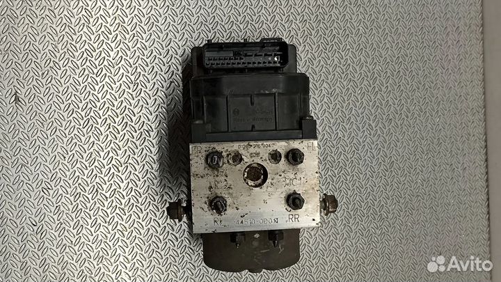 Блок абс, 583140 Toyota Yaris 2003-2005 года