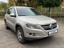 Volkswagen Tiguan 2.0 AT, 2011, 250 000 км, с пробегом, цена 1 150 000 руб.