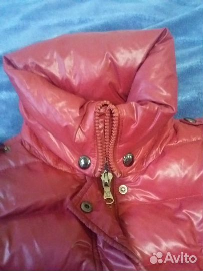 Пуховик женский 42- 44 р. бордовый без капюшона