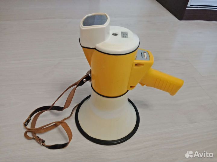 Электромегафон 5пэм-1 N34099 08.1976г