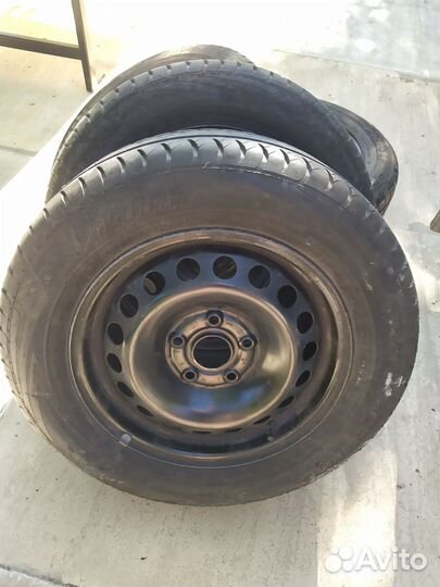 Колеса летние r15