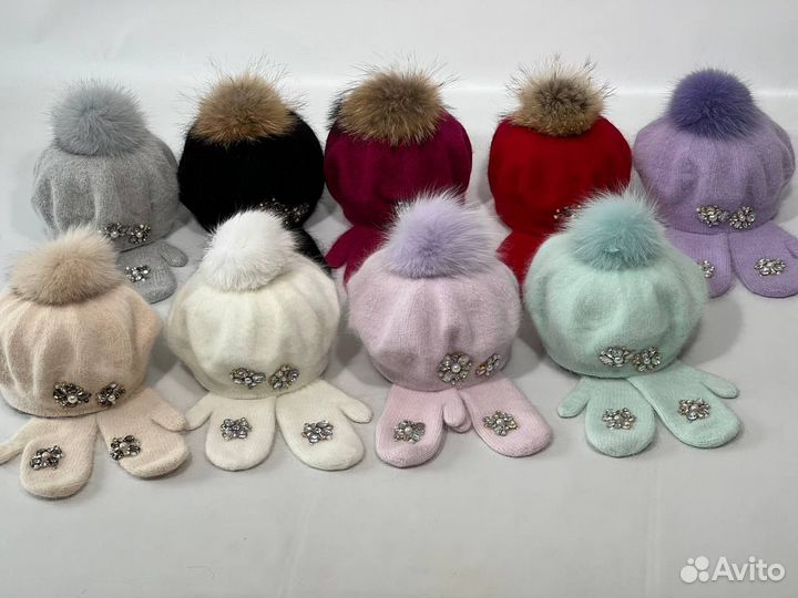 Комплект берет с варежками