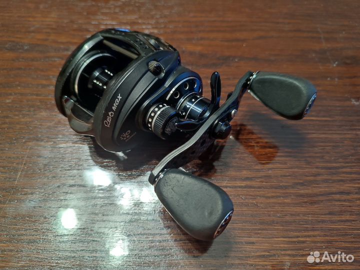 Мультипликаторная катушка Abu Garcia Revo MGX