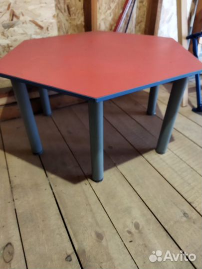 Детский стол