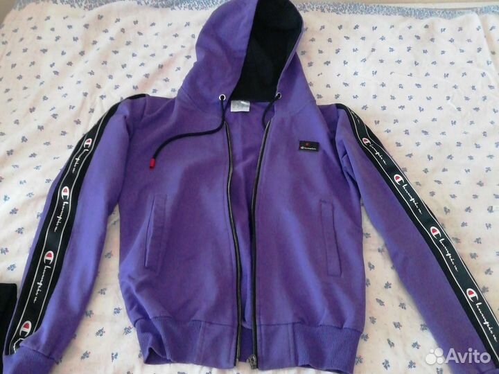 Спортивный костюм