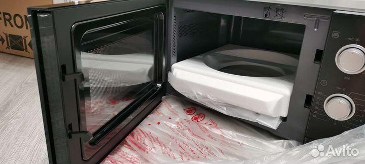 Микроволновая печь bosch новая