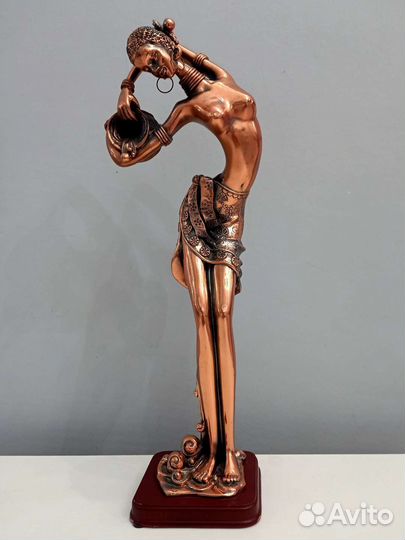 Статуэтка негритянка