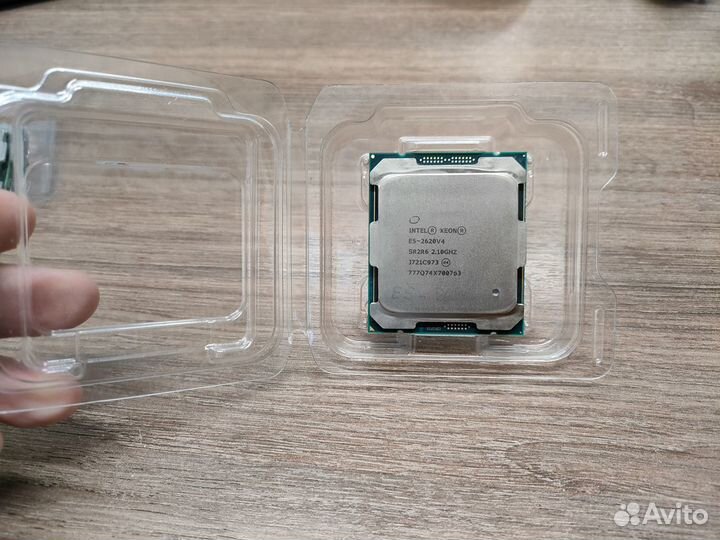 Процессор Intel Xeon E5-2620 v4