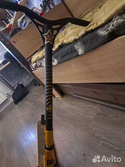 Трюковой самокат