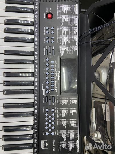 Синтезатор tesler