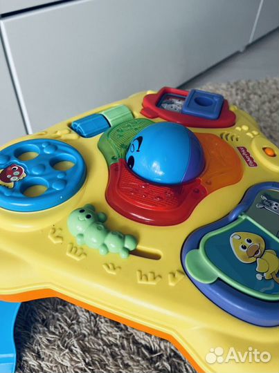 Развивающий столик fisher price