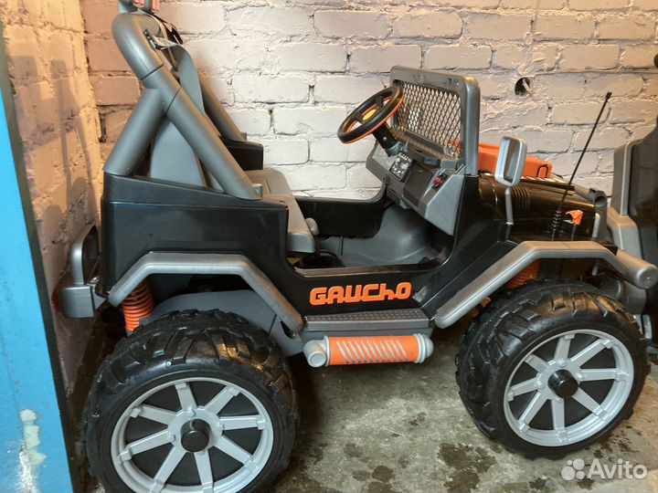 Детский электромобиль Gaucho Rockin NEW Peg-Perego