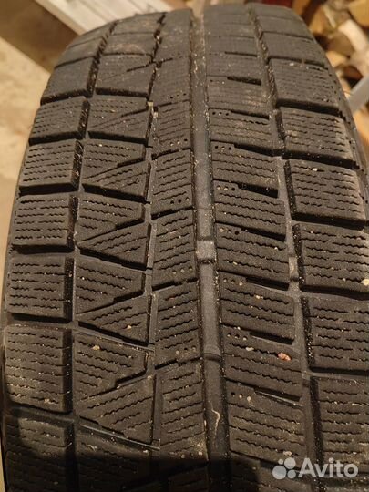 Bridgestone Blizzak Revo GZ 205/65 R16