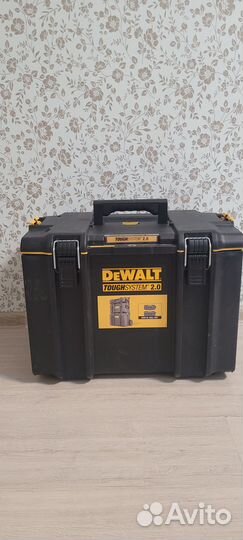 Кейс dewalt
