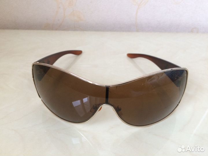 Солнцезащитные очки женские