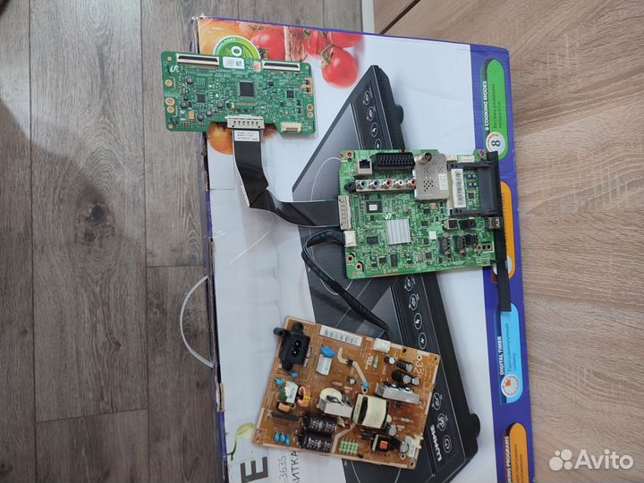 Разбор Телевизор Samsung UE32EH5007K