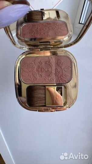 Румяна Dolce gabbana, Estée Lauder, Chanel