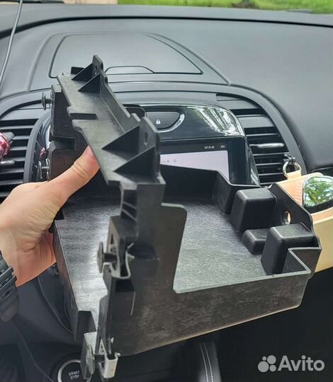 Штатная Магнитола и рамка Renault kaptur колонки