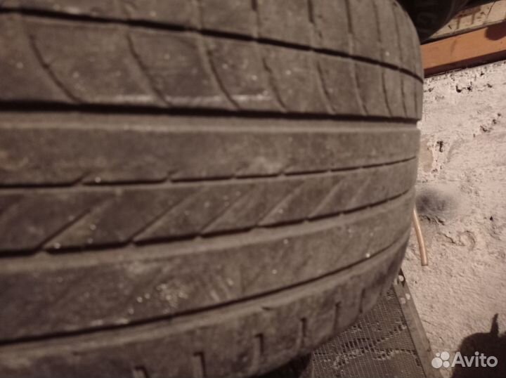 Goodyear Assurance 275/45 R20