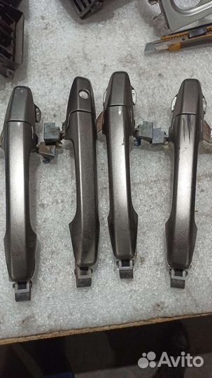 Ручки дверные Honda Civic 8 4D