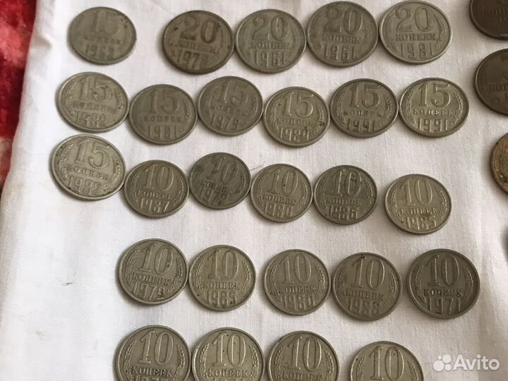 Продам старые монеты