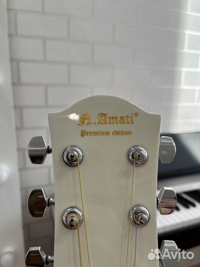 Акустическая гитара Amati Z-41WH белая + подставка