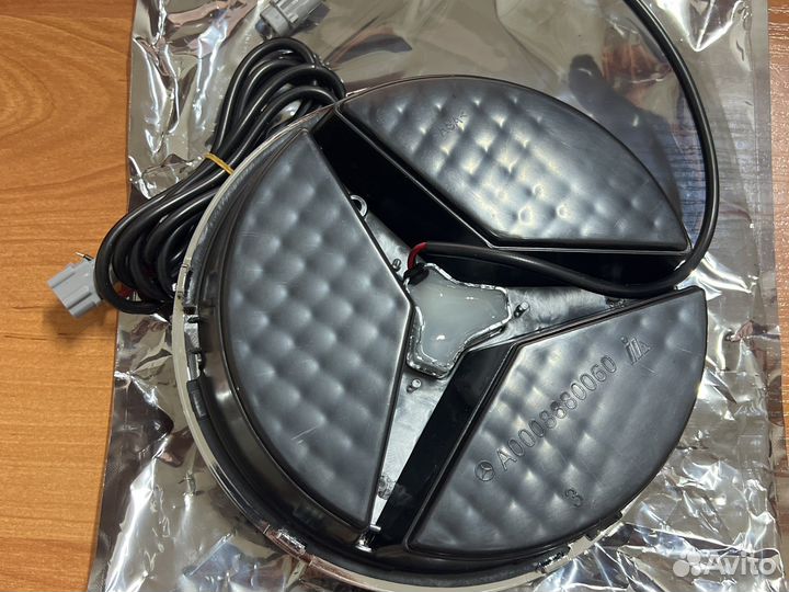 Эмблема решетки радиатора Mercedes W212 W213 W166