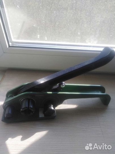 Машинка для стягивания лент