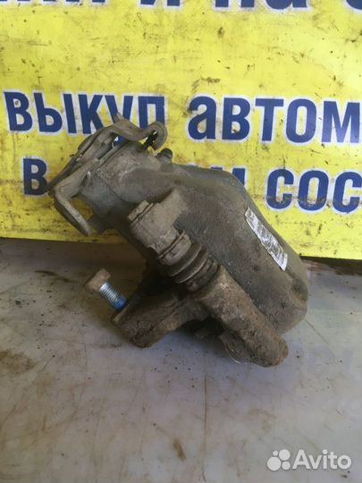 Суппорт задний правый Citroen C3 Picasso