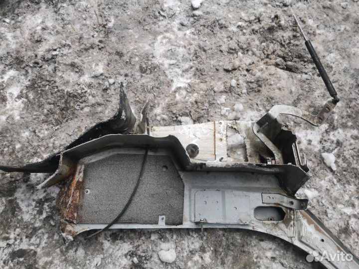 Передняя стойка кузова передняя правая УАЗ Патриот