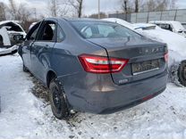 ВАЗ (LADA) Vesta 1.6 AMT, 2016, битый, 88 000 км, с пробегом, цена 26 000 руб.