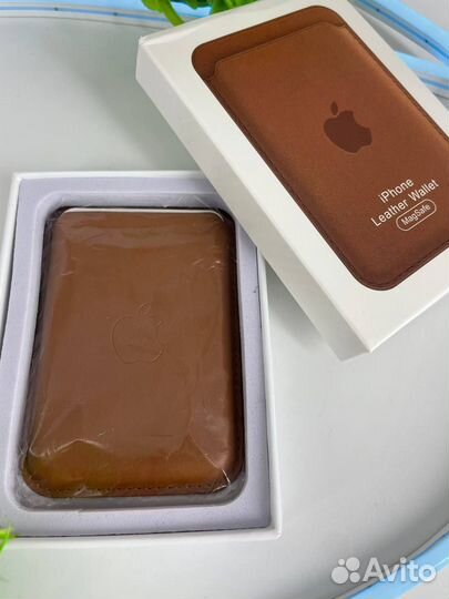 Магнитный кошелек Apple