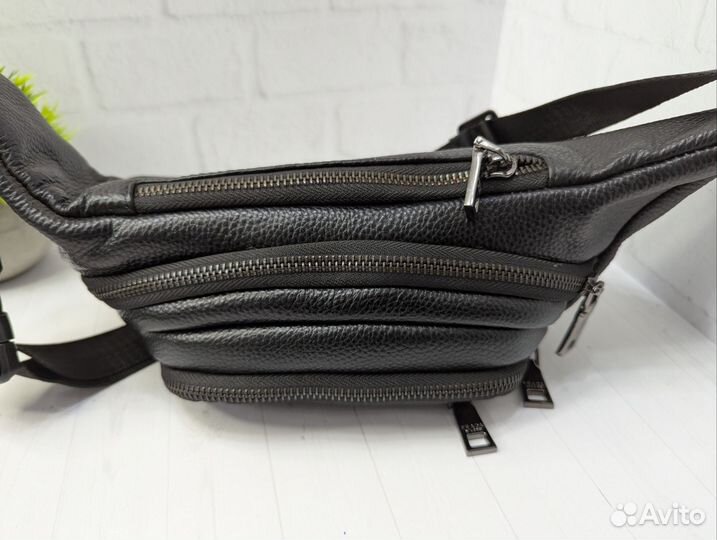 Поясная сумка Prada натуральная кожа