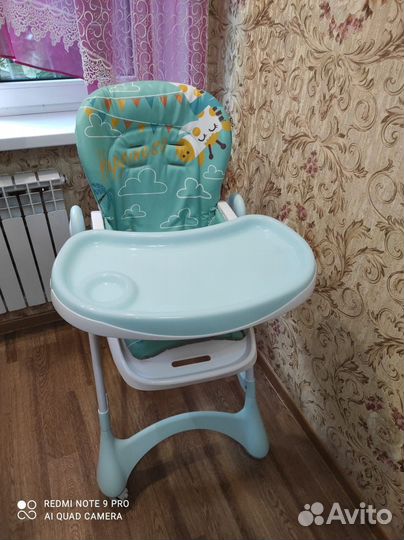 Детский стульчик для кормления