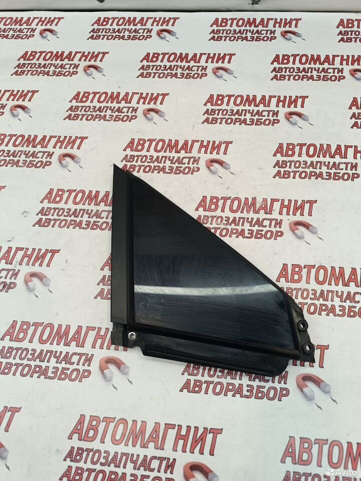 Форточка передняя правая Hyundai Santa Fe 4 TM