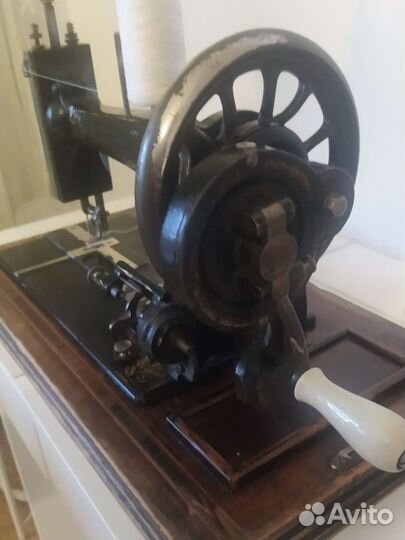Швейная машинка Fabric marke, антиквариат