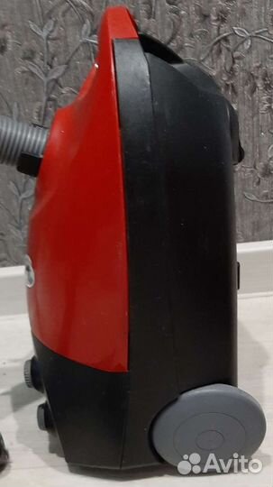 Пылесос Samsung Canister Vacuum Cleaner SC4047