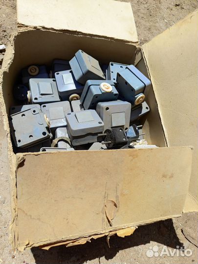 Магнитный пускатель, выключатели, розетки, коробки