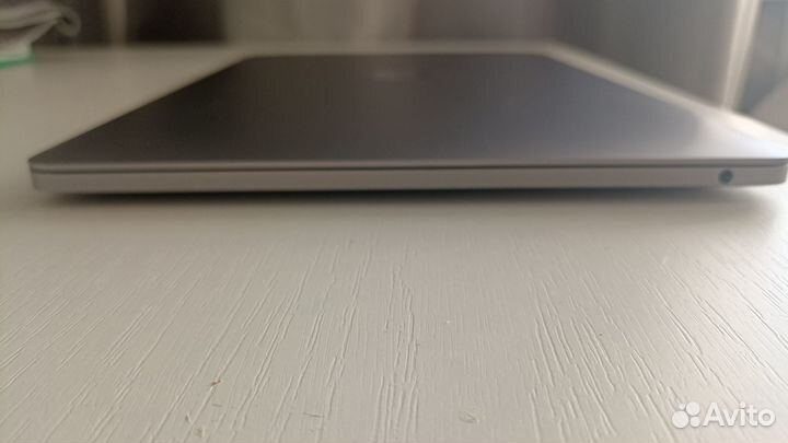 Macbook pro 13 2016 8/256