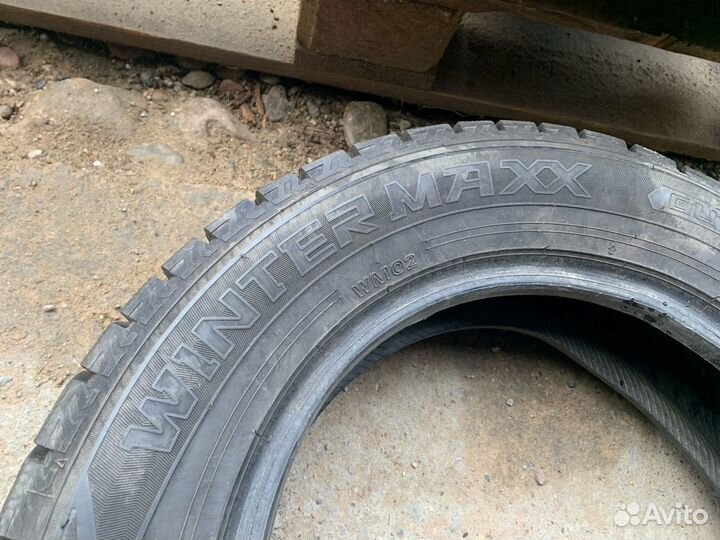 Dunlop Winter Maxx WM02 185/65 R15