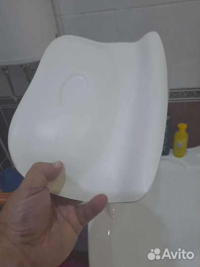 Мягкие подголовники на ванну