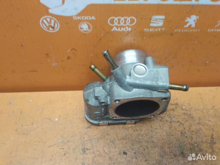Заслонка дроссельная Audi A4 (B6) (2000-2004)
