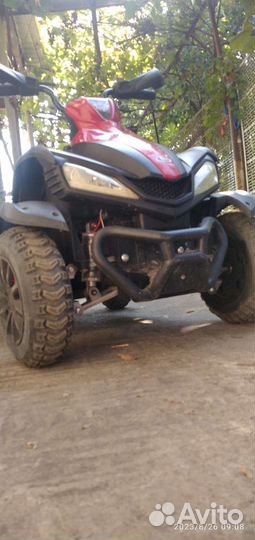 Детский квадроцикл на аккумуляторе